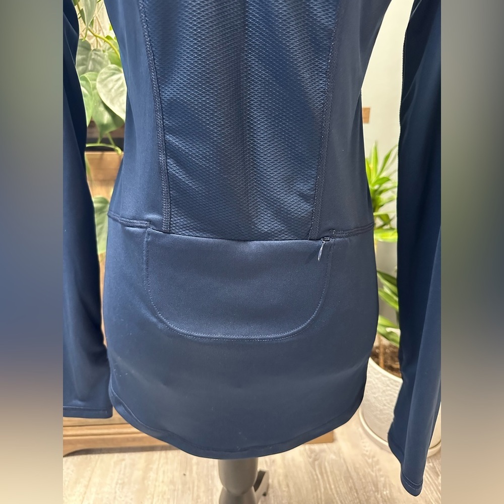Women’s Champion C9 navy blue running top with thumb holes. Size small. - Picture 3 of 5